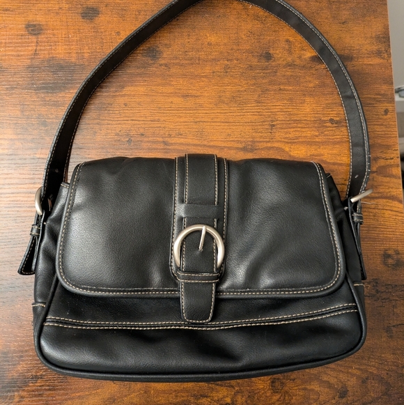 Handbags - Black Leather Shoulder Bag